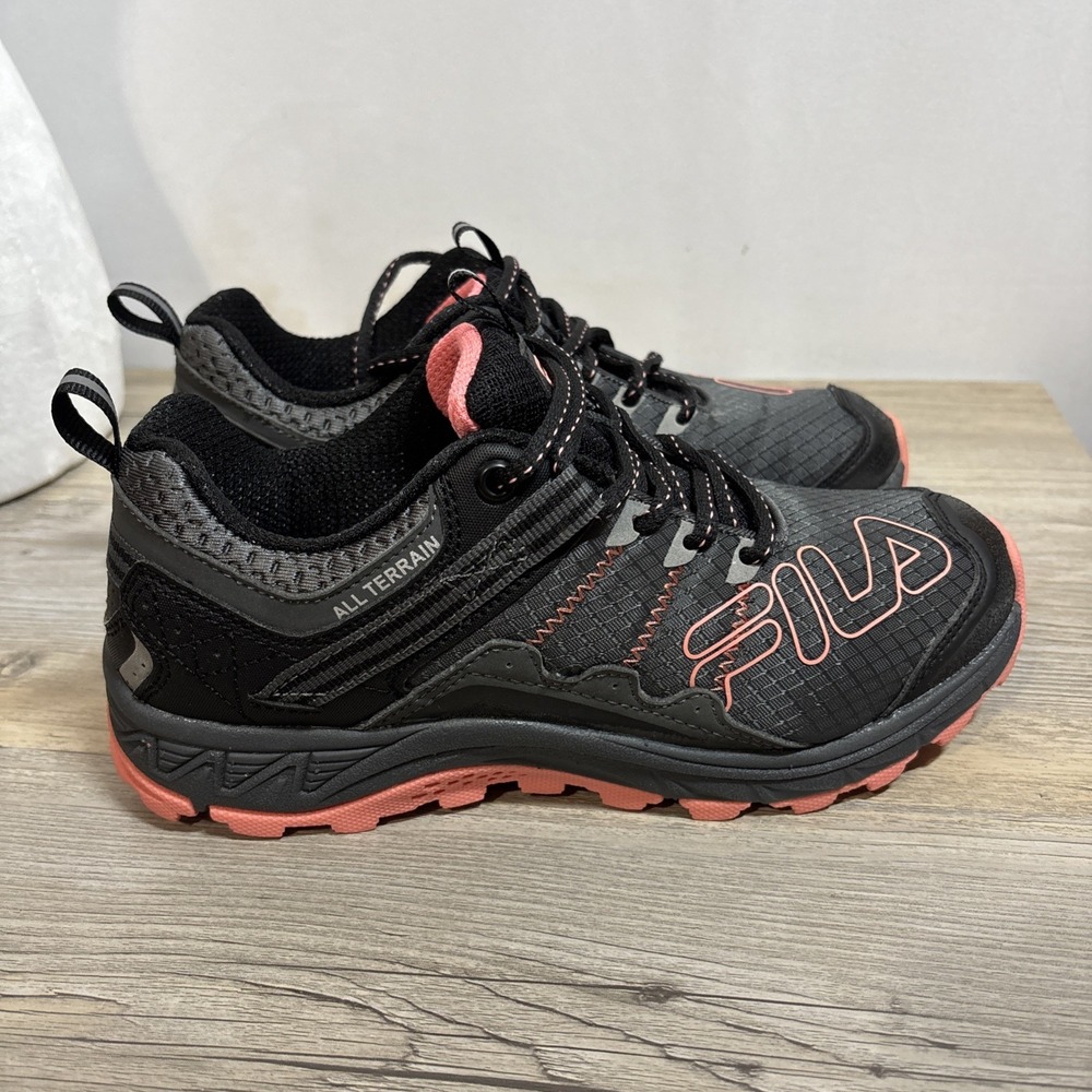 Fila‎ Womens 6.5 All Terrain Trail Running Shoes Sneakers Black Pink / Peach